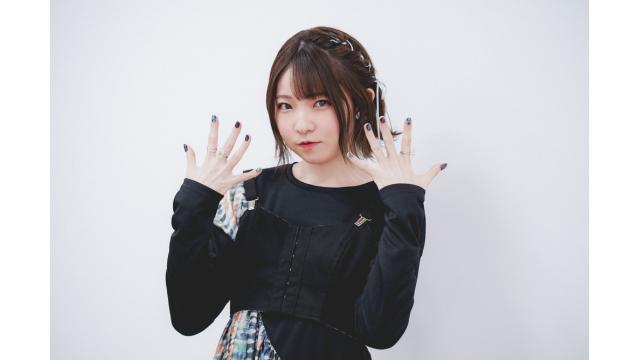 「峯田茉優は香里有佐と仲良くなりたい！」第6回　未公開写真集①