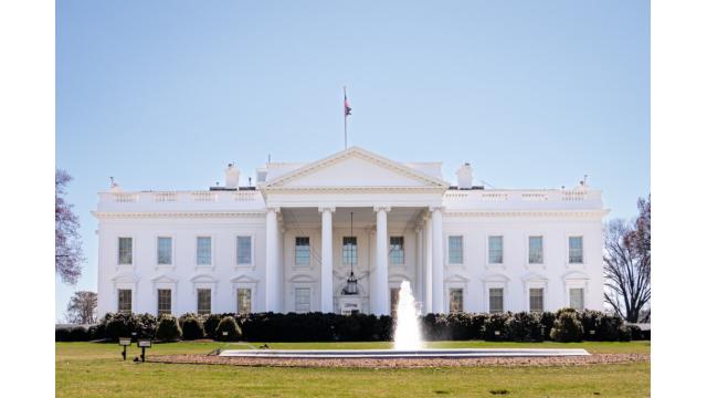 トランプ大統領　連邦建築の古典主義標準化を大統領令で推進