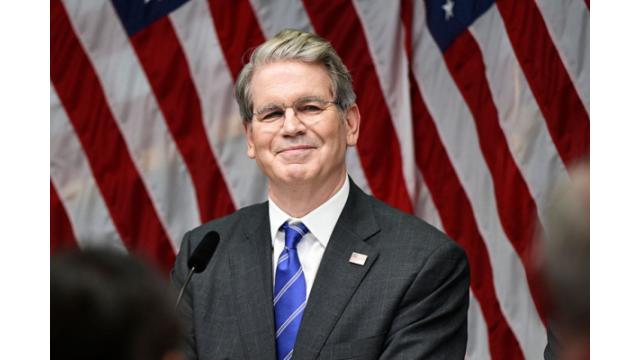 米国がロシアへの新たな制裁を検討　「上海協力機構は見せかけに過ぎない」＝ベッセント米財務長官