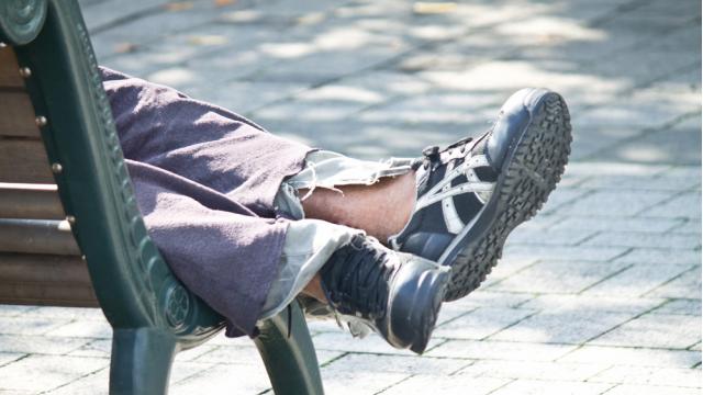 橘宏樹『GQーーGovernment Curation』第7回 社会保障　官僚が「等」に託す想い～生活困窮者等の自立を促進するための生活困窮者自立支援法「等」の一部を改正する法律の施行～