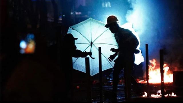 なぜデモに暴力がともなうのか、その原因と意義｜周庭