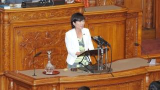 森ゆうこ代表代行、安倍総理問責決議案を提出