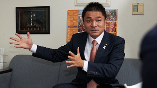 “即刻クビ”を言い渡された柿沢未途衆院議員を直撃