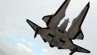 ホンモノのビックバイパー!? 屋外撮影でプラモがこんなにカッコ良くなる