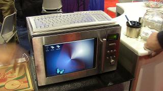 電子レンジを改造したカスタムPCが電子レンジすぎる