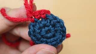 編み物 段と段の境界で色を変えるとき 実は２種類のやり方がある あみものまみれ ブロマガ