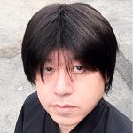 けん